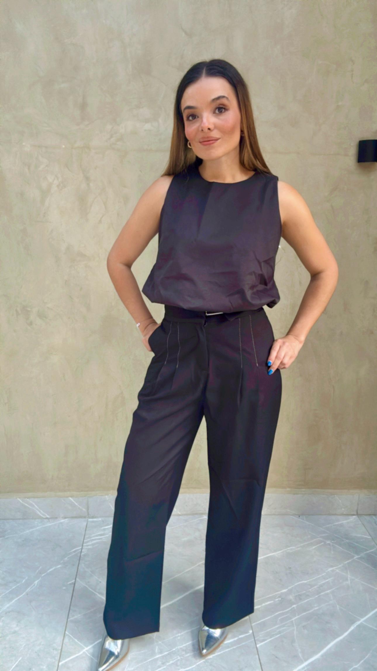 Blusa Globo Negra Voguish