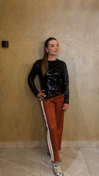 Blusa Cuero Negra Hyfve