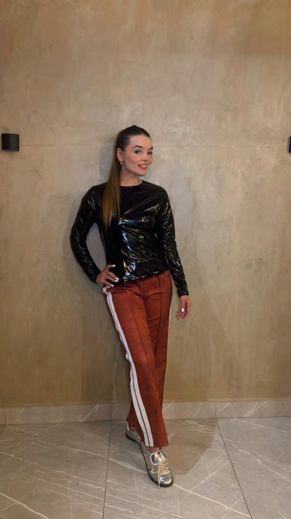 Blusa Cuero Negra Hyfve